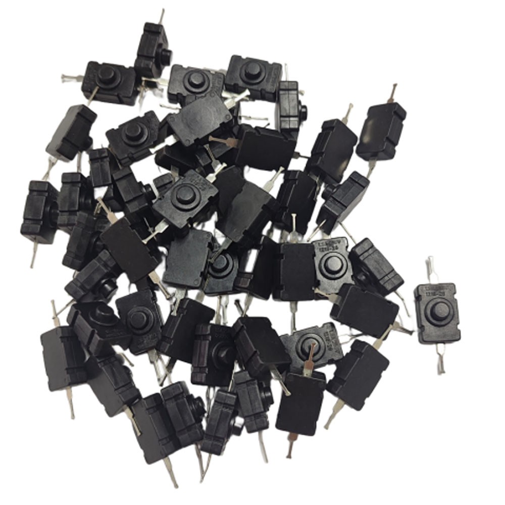 50/100/200x AC 250V 1.5A Latching On/Off Switch Self-Lock Push Button Switch US