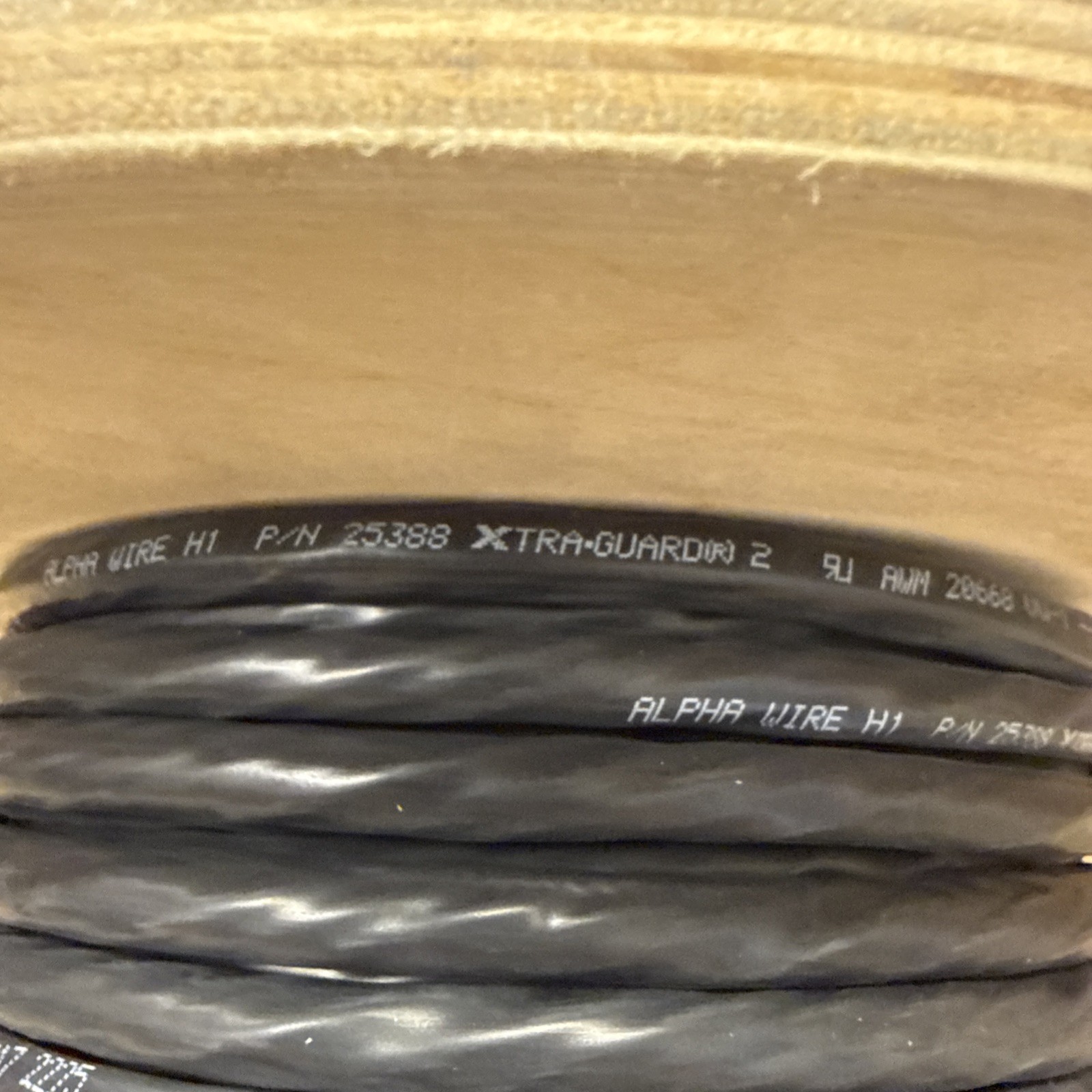 Alpha cable 25388 BK005, 100 ft-spool