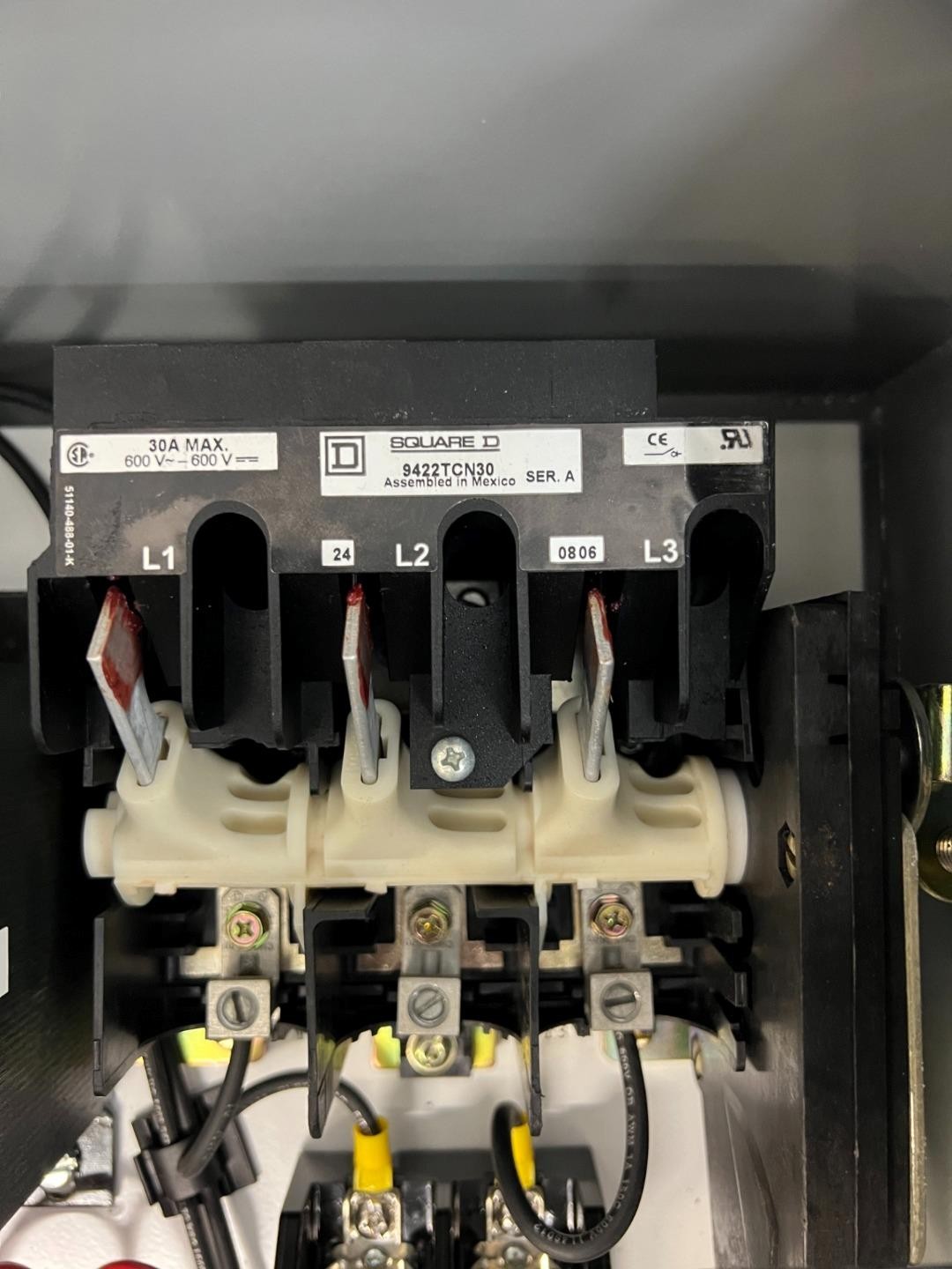 Square D SK2000A3, Transformer Disconnect With 2 KVA Transformer 9070TD2000D1
