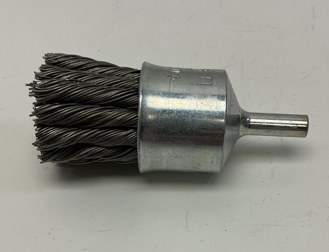 OSBORN Steel Bristle Knotted End Brush 1″ RUFTUF .020 Wire 1/4″ Stem – (RE201)
