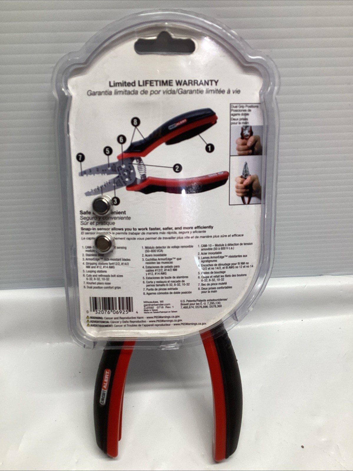 Gardner Bender 7-1/2 In. 12-2 & 14-2 NM Cable Voltage-Sensing Wire Stripper