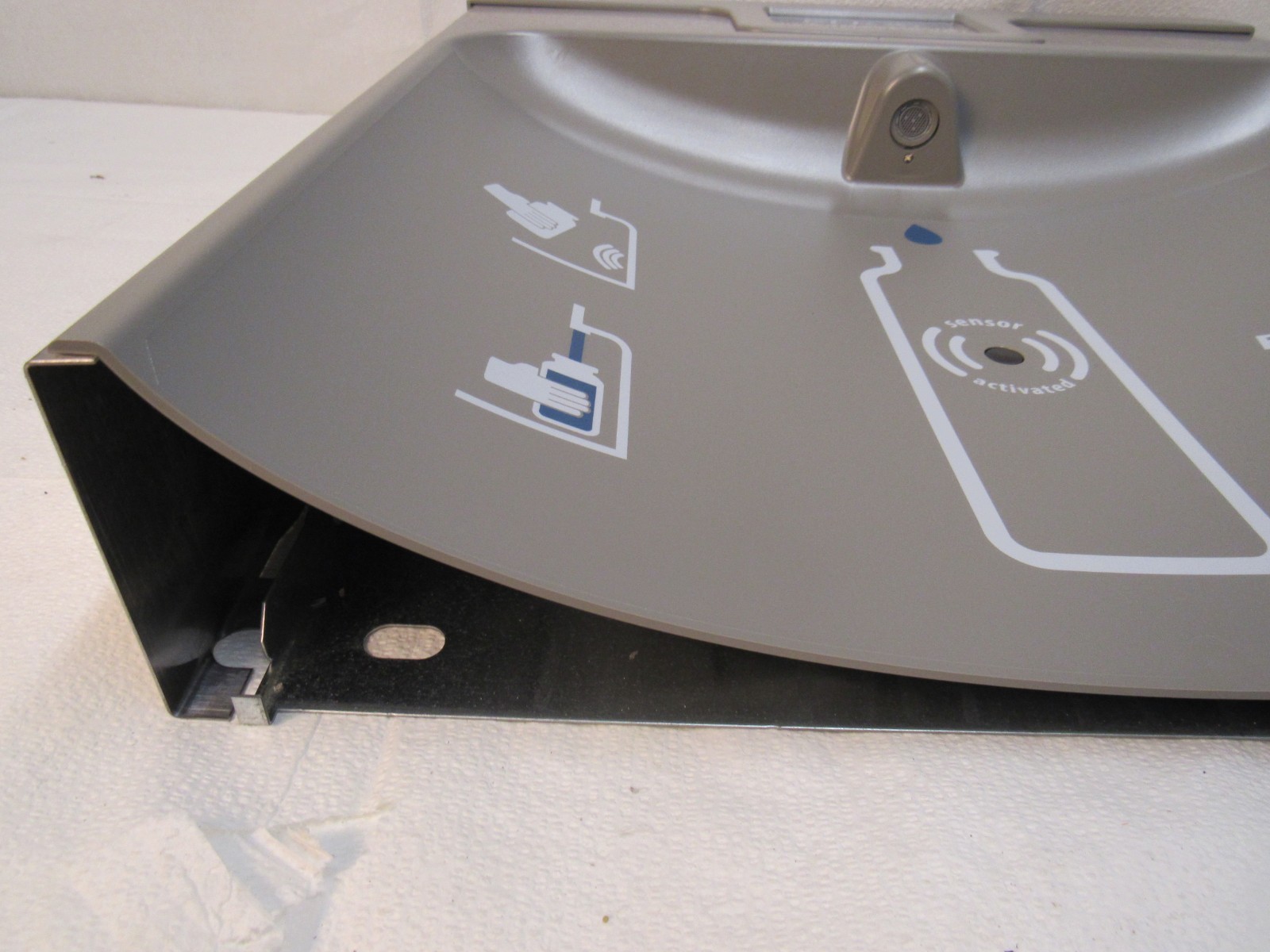ELKAY EZH2O w/o Filter Model: EZWSR Bottle Filler Station Only