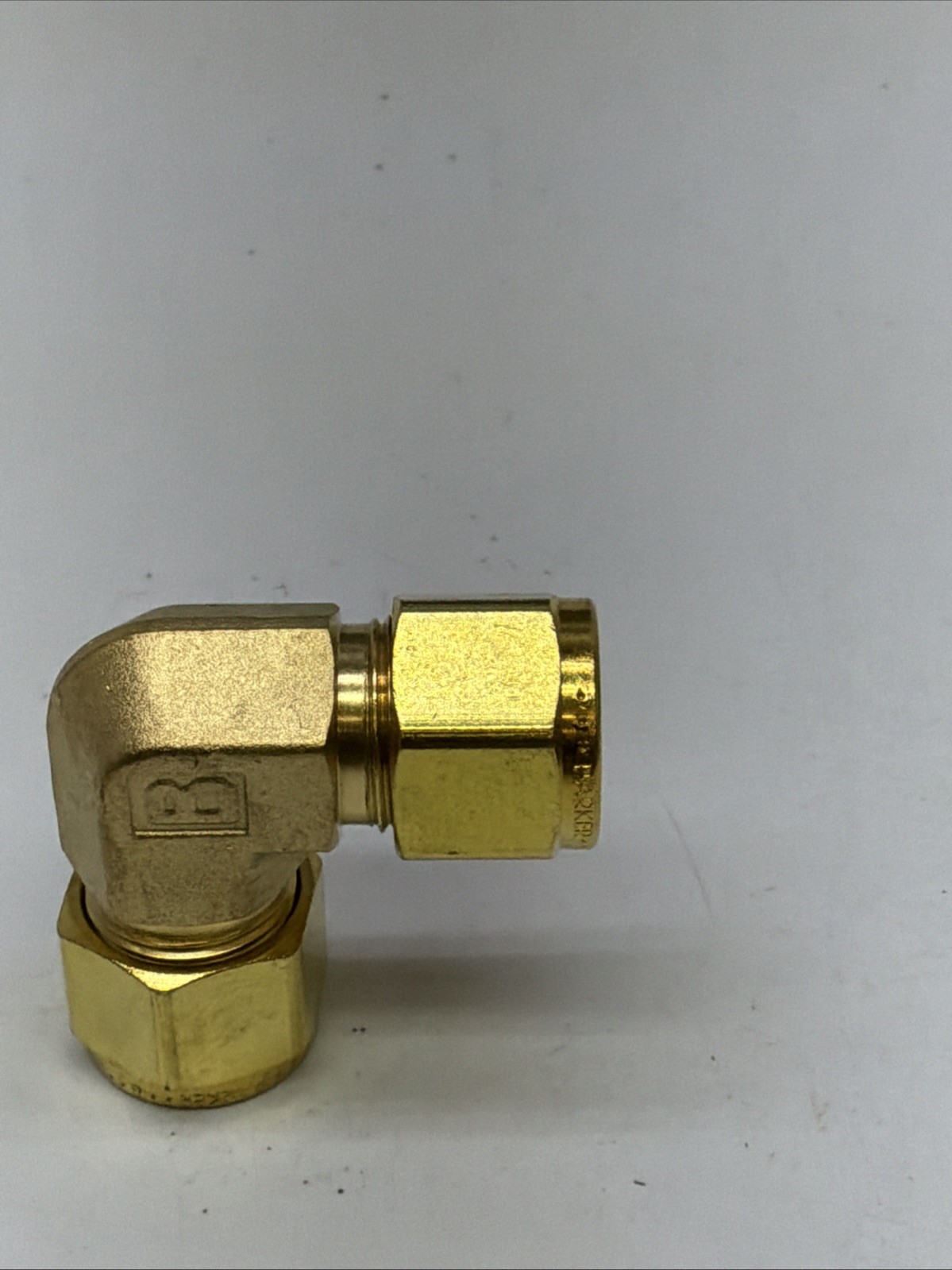 Parker 1/4” A-Lok Brass Union Elbow 8-8 EBZ-B NIB