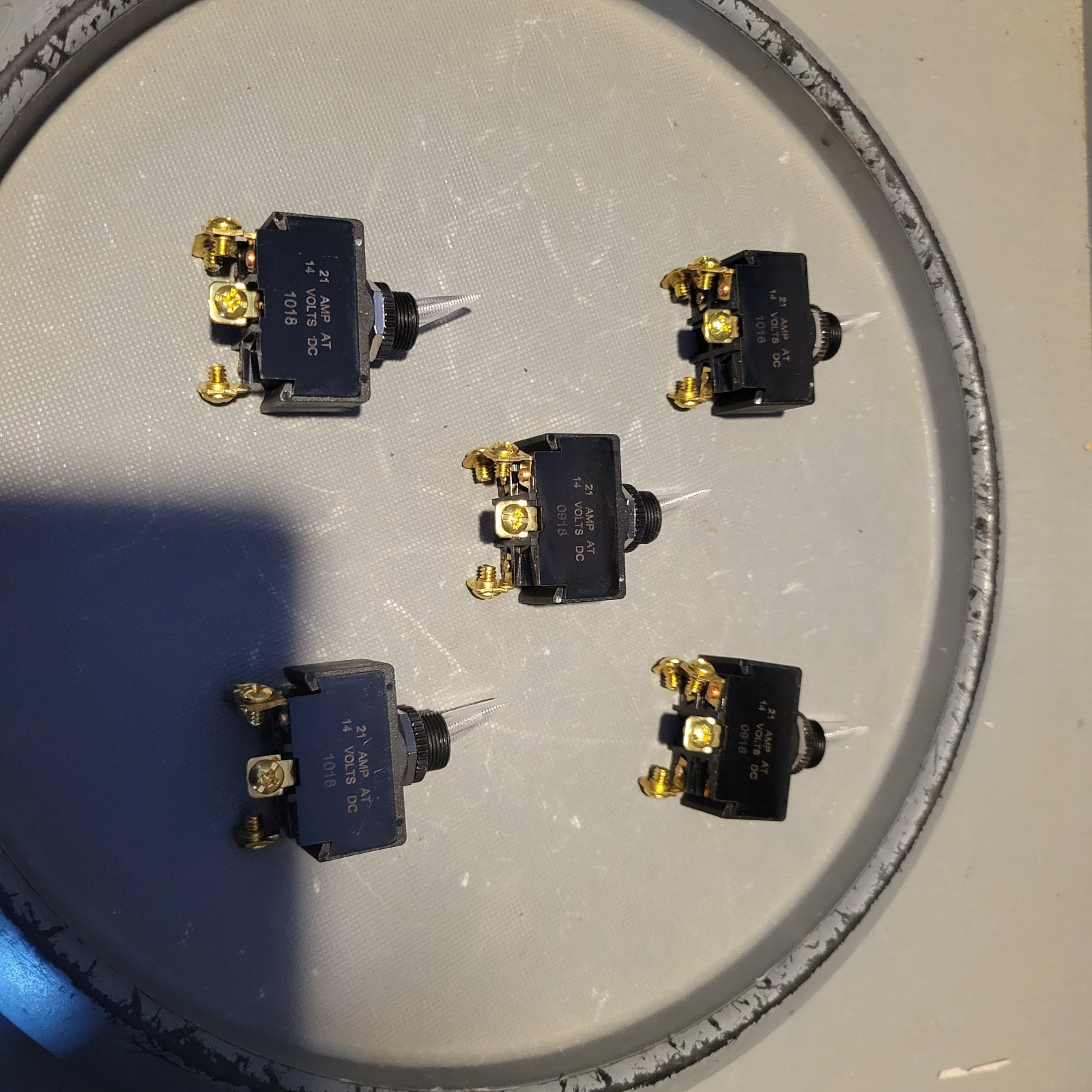Lot of 5 BEP SPST Lighted Toggle Switch, Red, 21A @ 14VDC, 0918
