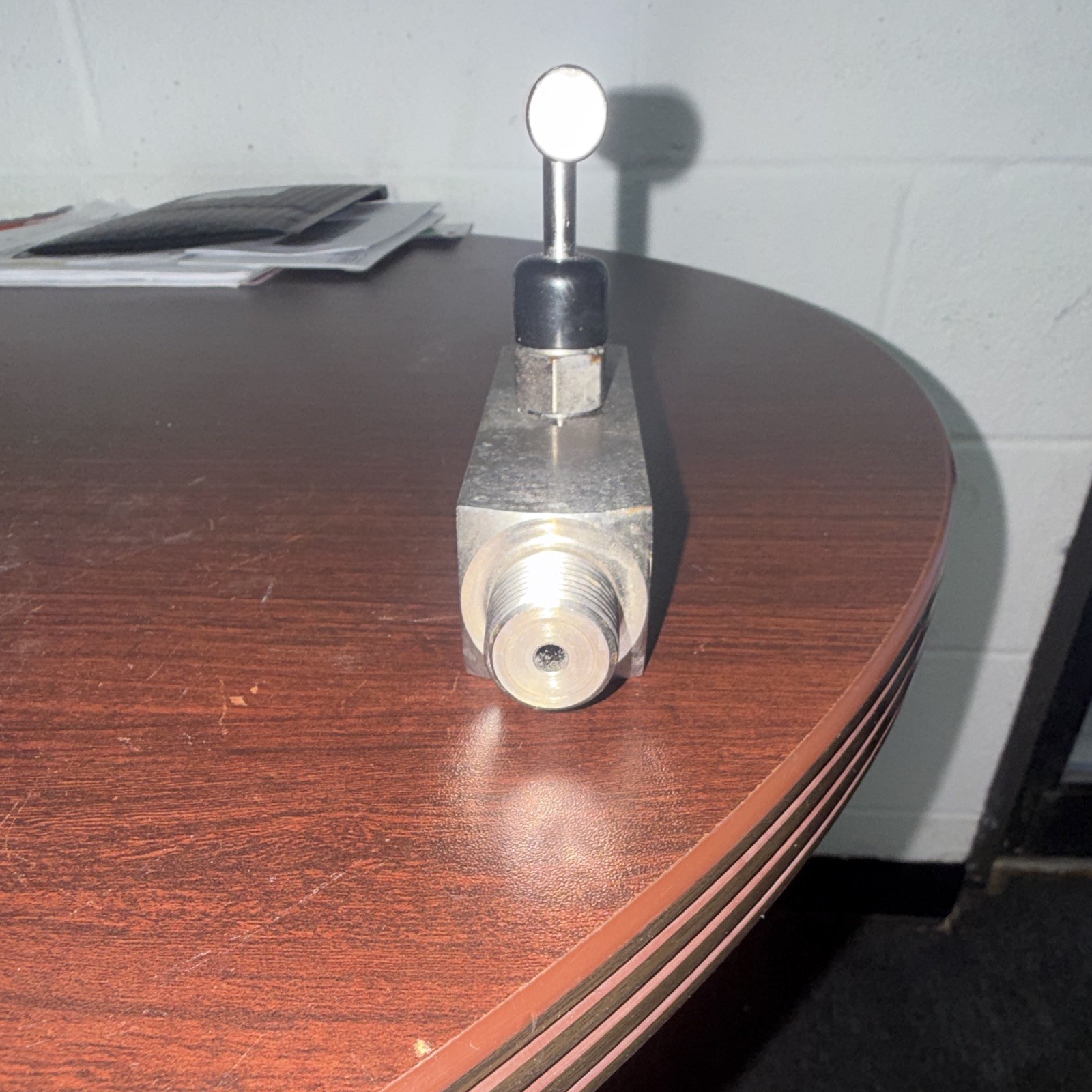 Used Noshok Stainless Steel 1/2 in NPT Needle Valve 3000 WOG Air Water Oil