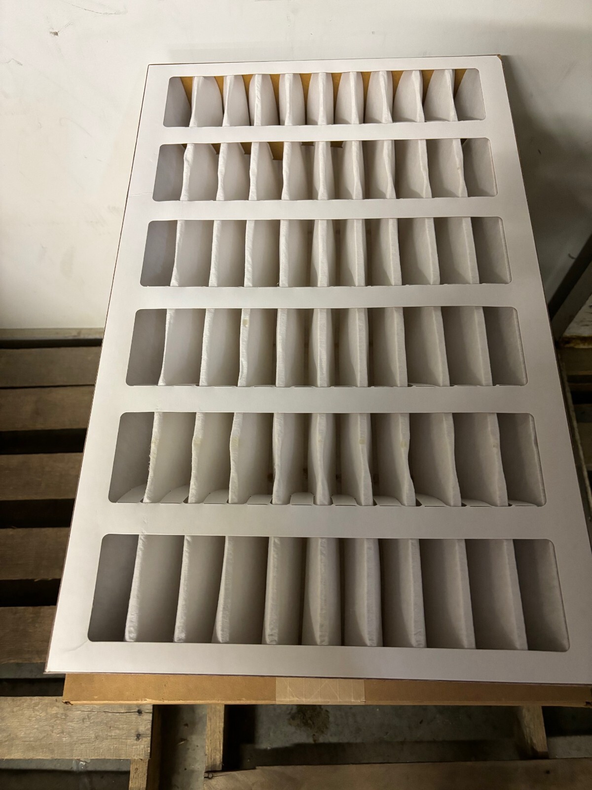 AMERICAN AIR FILTER FLANDERS 179-480-600 Merv 8 16X25X4 Sold As 3 Pack