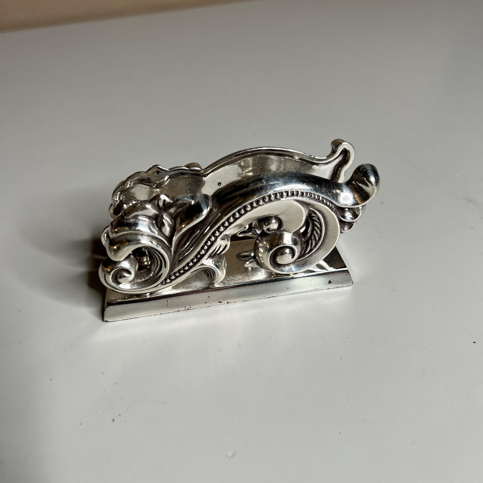 Brighton Silver Tone Scroll Business Card Holder Desk Office Taiwan Ornate Metal