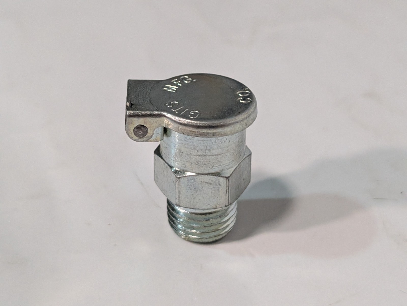 Lot of 22 Gits Bros Manufacturing Flip Top Press Fit Oiler Oil Cup, 1-1/4″ Tall