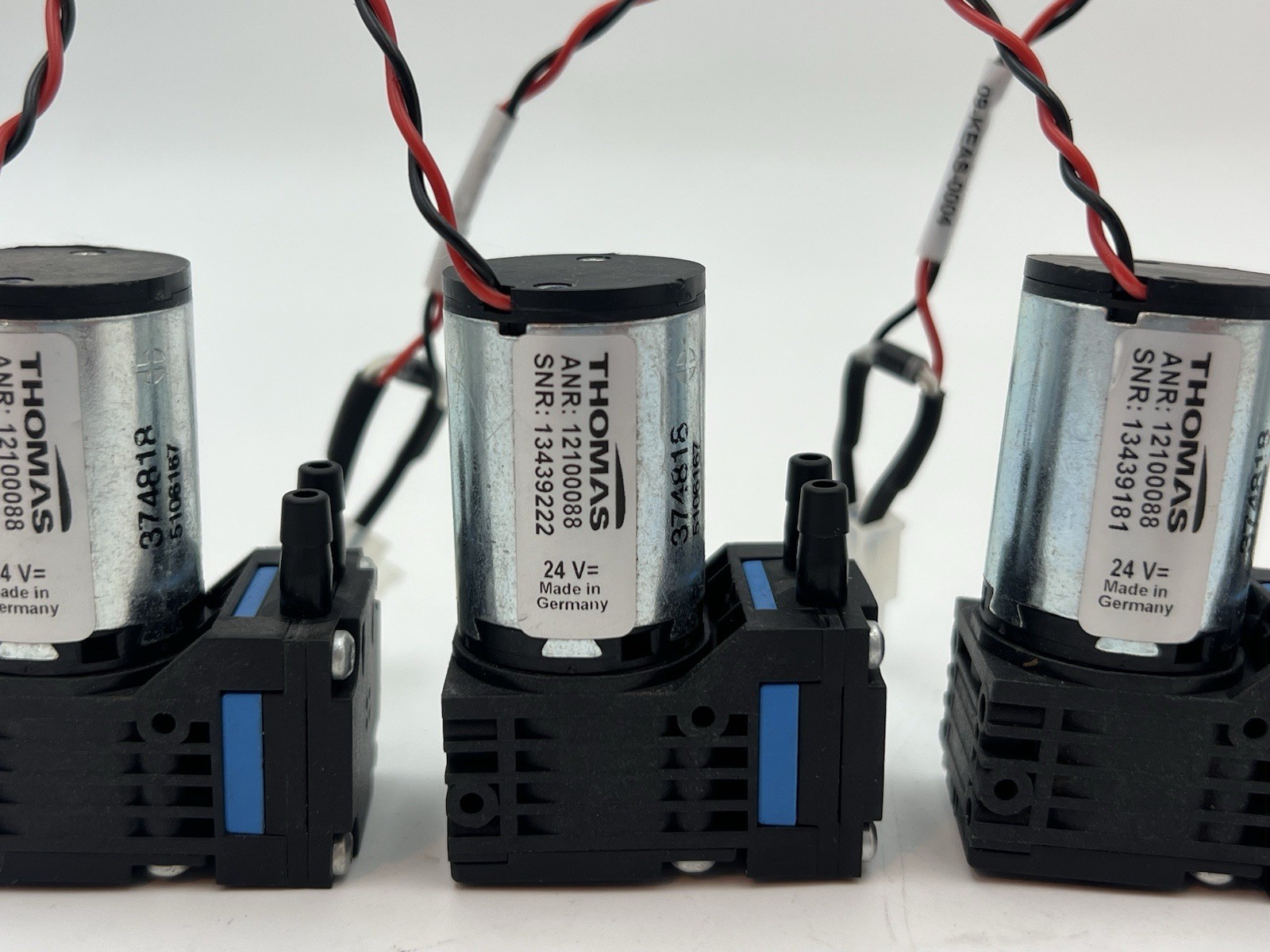 LOT OF 4 PCS THOMAS 12100088 Miniature Liquid Diaphragm Pump 24V