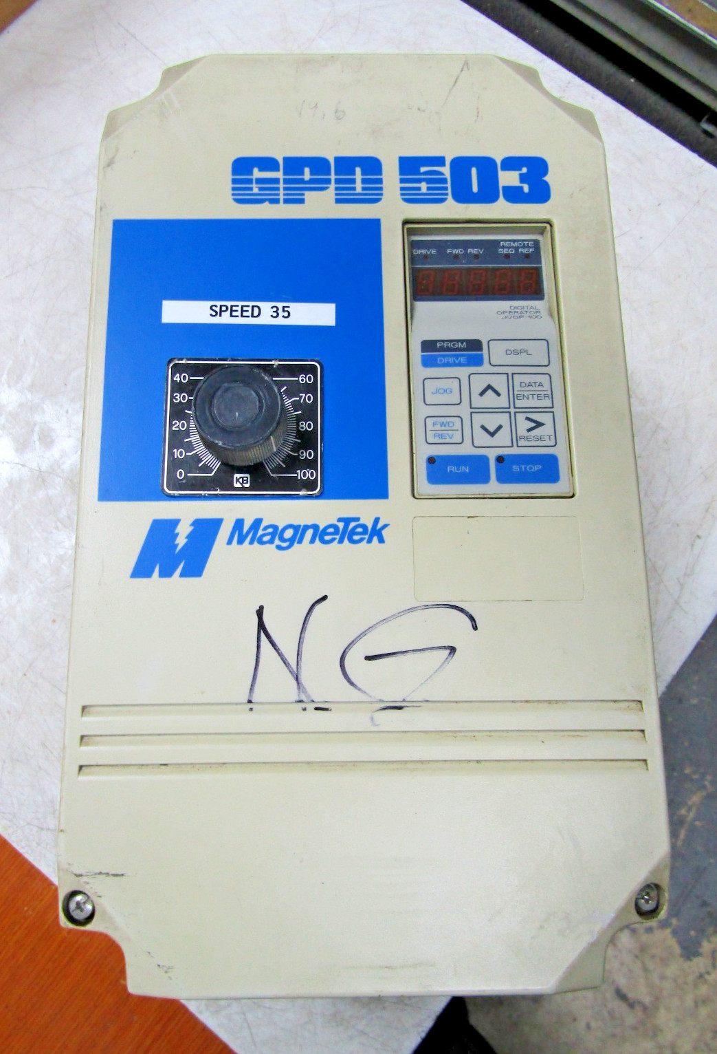 ?MAGNETEK GPD 503 VARIABLE FREQUENCY DRIVE 380-460 VAC 3Ø 20.0 AMP DS317