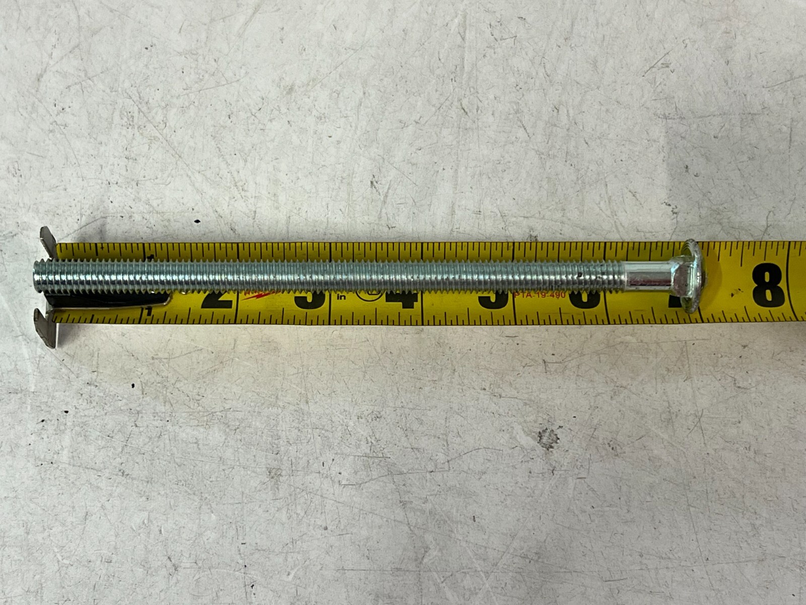 10 POUNDS Hillman 3/8-16 x 7″ Zinc-Plated Coarse Thread Interior Carriage Bolts