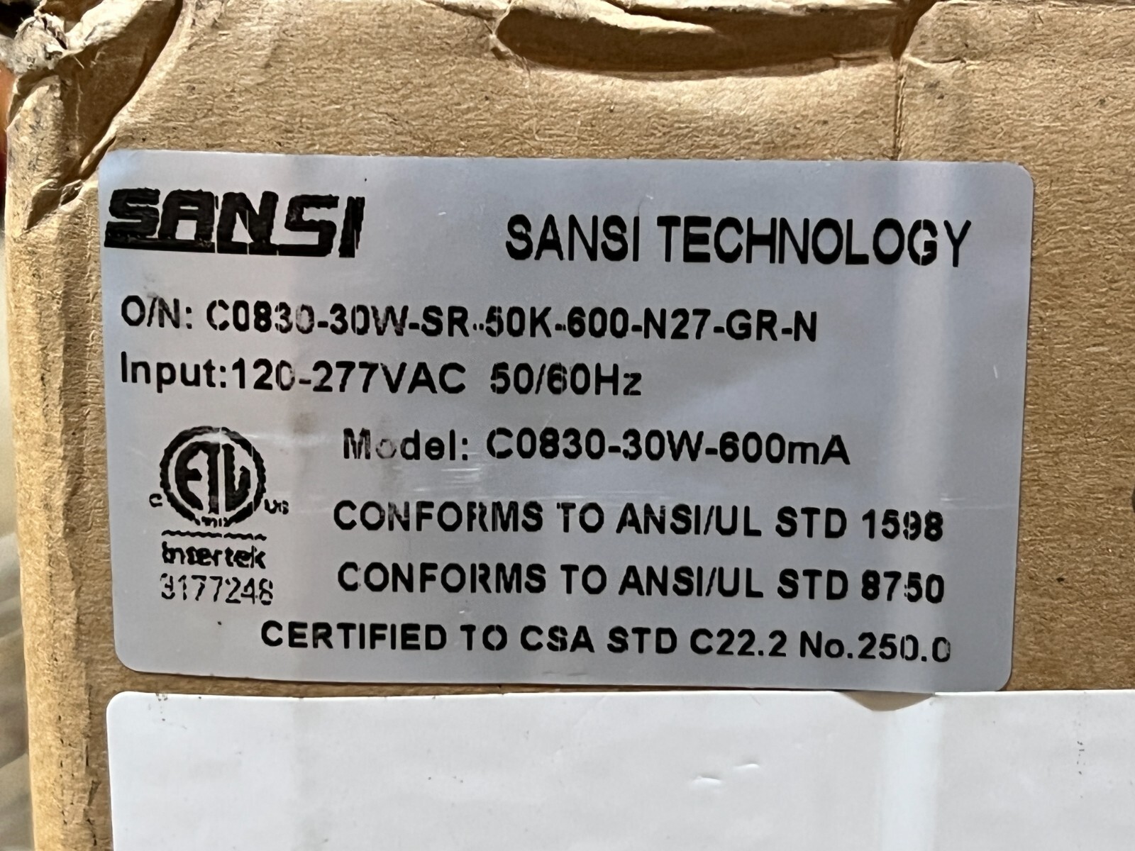 Sansi LED Street Light 5000K 30 Watt 3500 Lumen 120-277VAC – C0830-30W-600mA