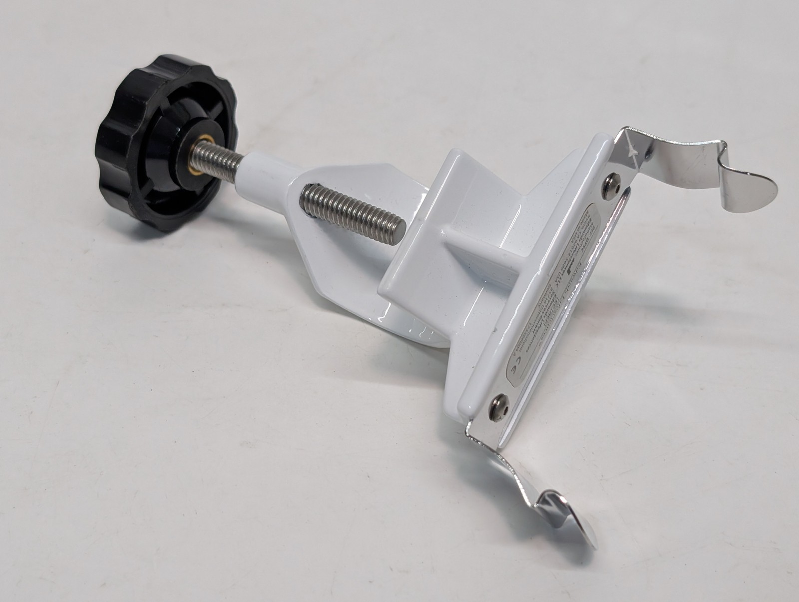 Edwards Lifesciences DTSC table clamp mounting bracket accessory as shown