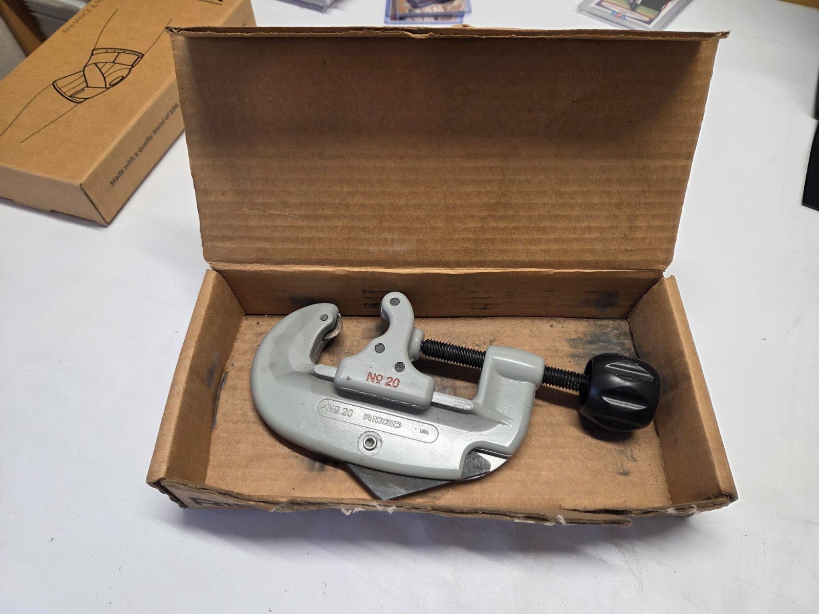 Rigid No. 20 Tubing Cutter, 5/8”-2-1/8” – Brand New