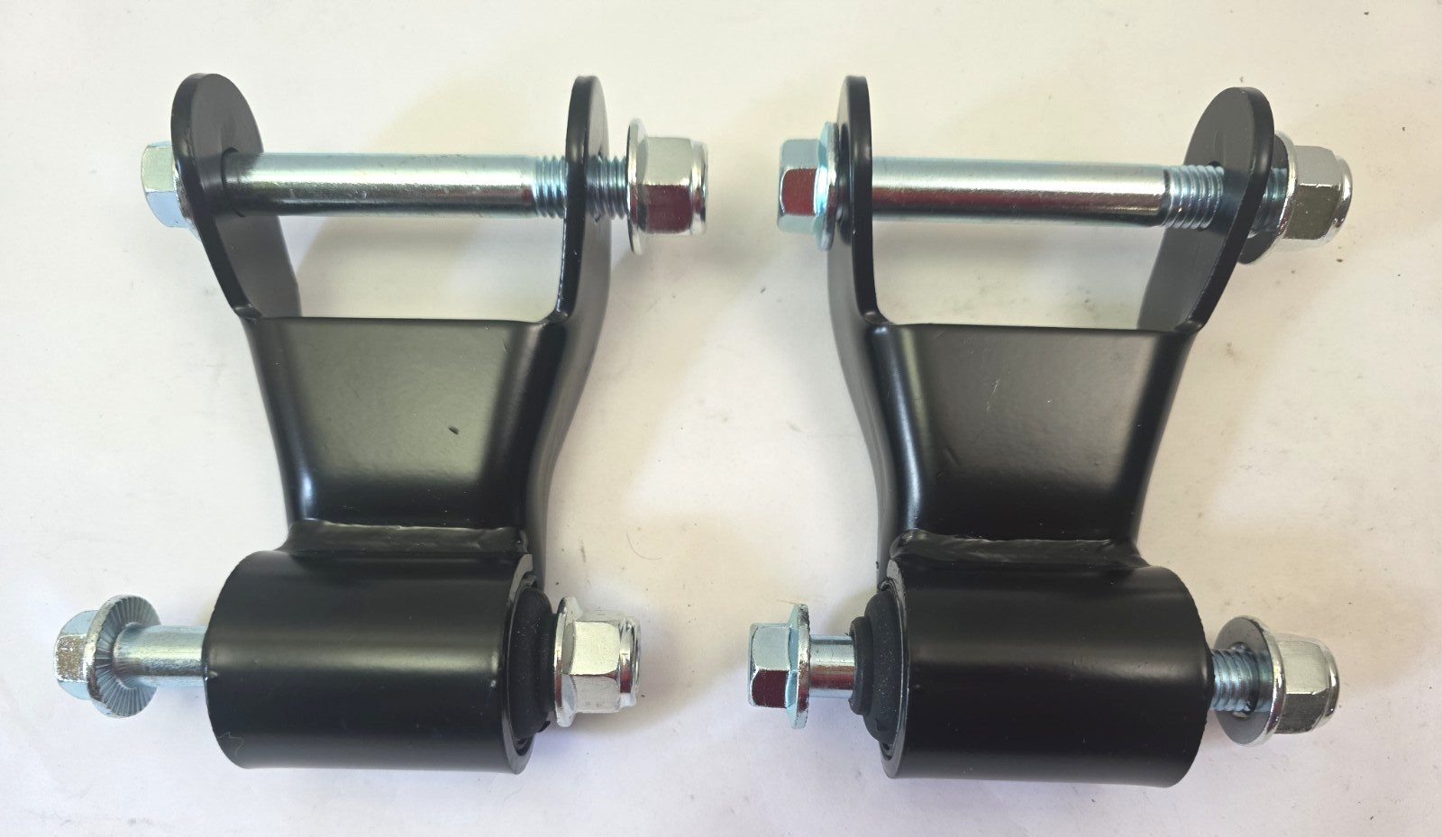 Set of 2 Rear Leaf Spring Shackle Kit Compatible with 1999-2013 Silverado 1500