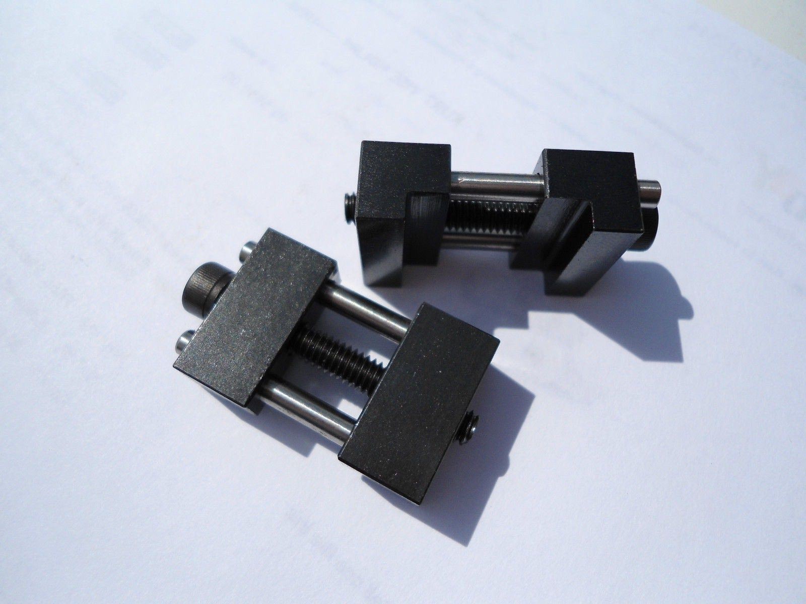 Vise jaw work stop locator for milling vises. Fits jaw 3/8″-1″ Made in USA