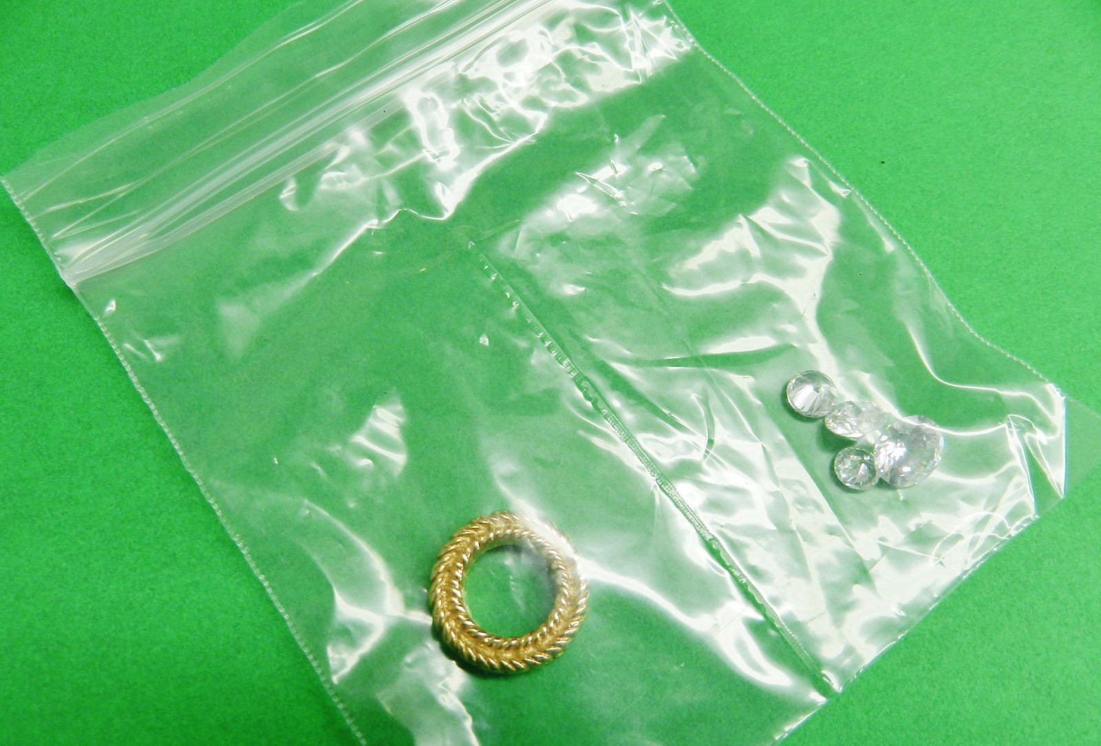 4×4 Bags 2-Compartment Poly Clear Center Split Divider Middle 4″ Reclosable 1000