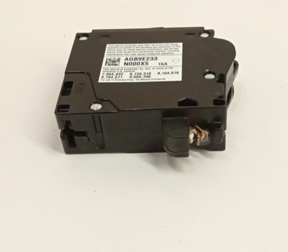 Siemens QA115AFCN Circuit Breaker AFCI 15A 1-Pole 10kA @ 120VAC Plug On Neutral