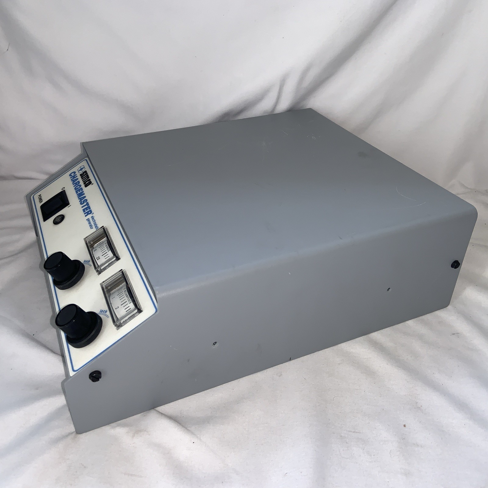SIMCO CHARGEMASTER Electrostatic Generator CH25-N/CH25-P 230VAC 50/60HZ (2)