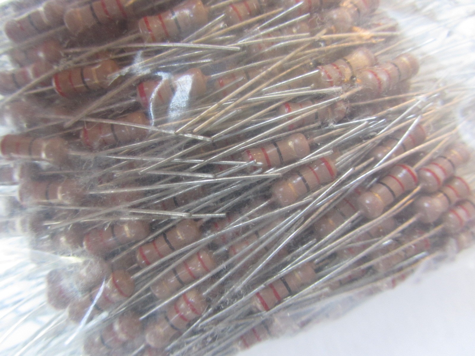 NOS Vintage Lot Sealed Pkg 500 pcs Carbon Film Resistors 1/2W 22 Ohm Taiwan