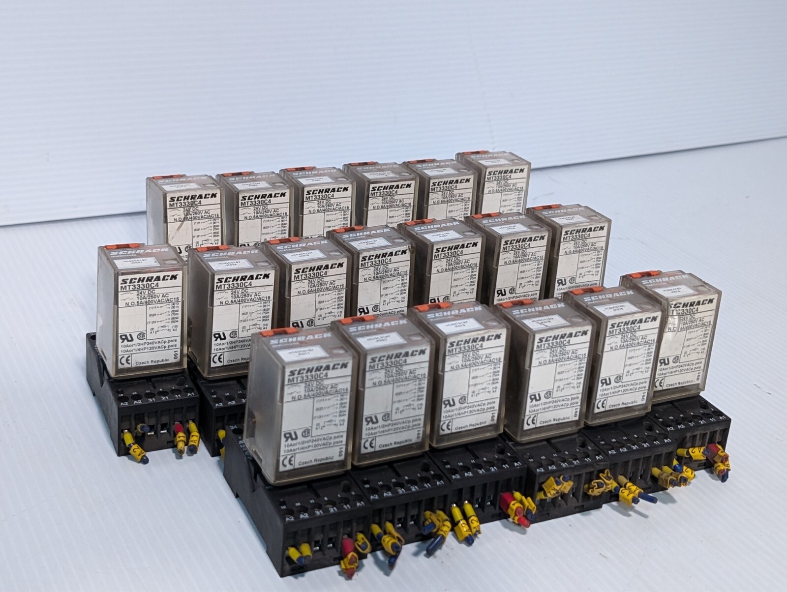 Schrack MT3330C4 relay, 24VDC with Schrack MT78740 relay base as shown