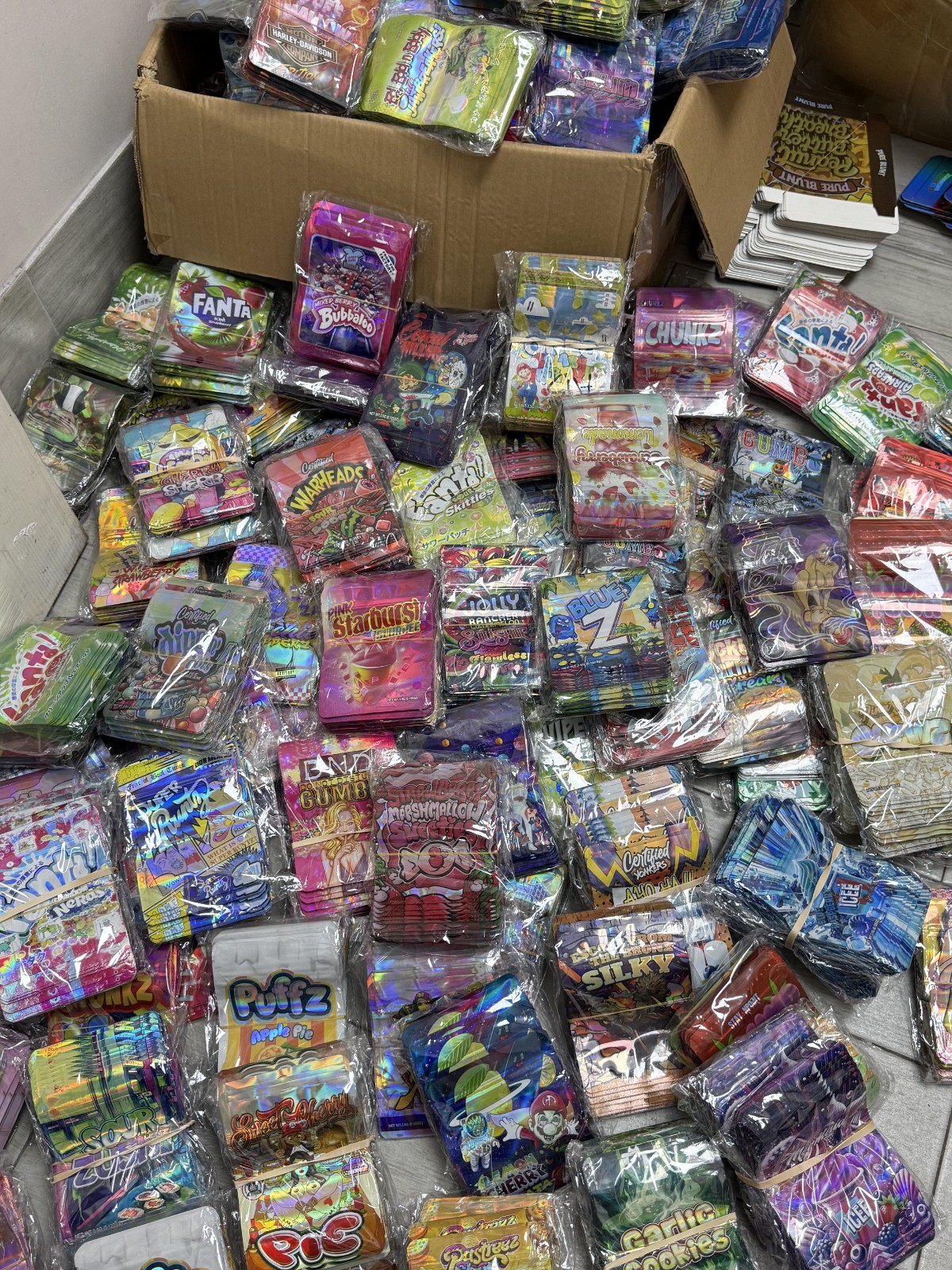 3.5g Mylar Bags ZA with Design Packs Smell Proof Packaging 50pk