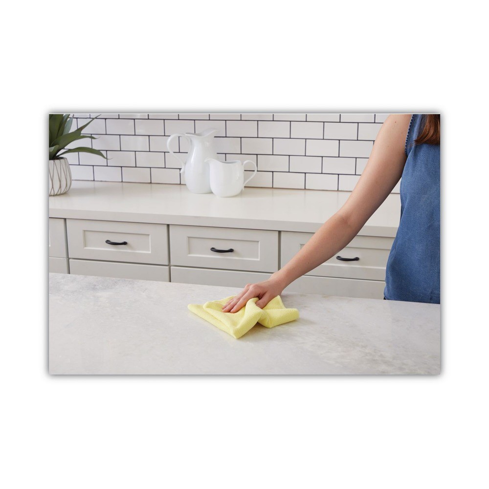 Boardwalk 16YELCLOTHV2 16″ x 16″ Microfiber Cleaning Cloths – Yellow (24/PK) New