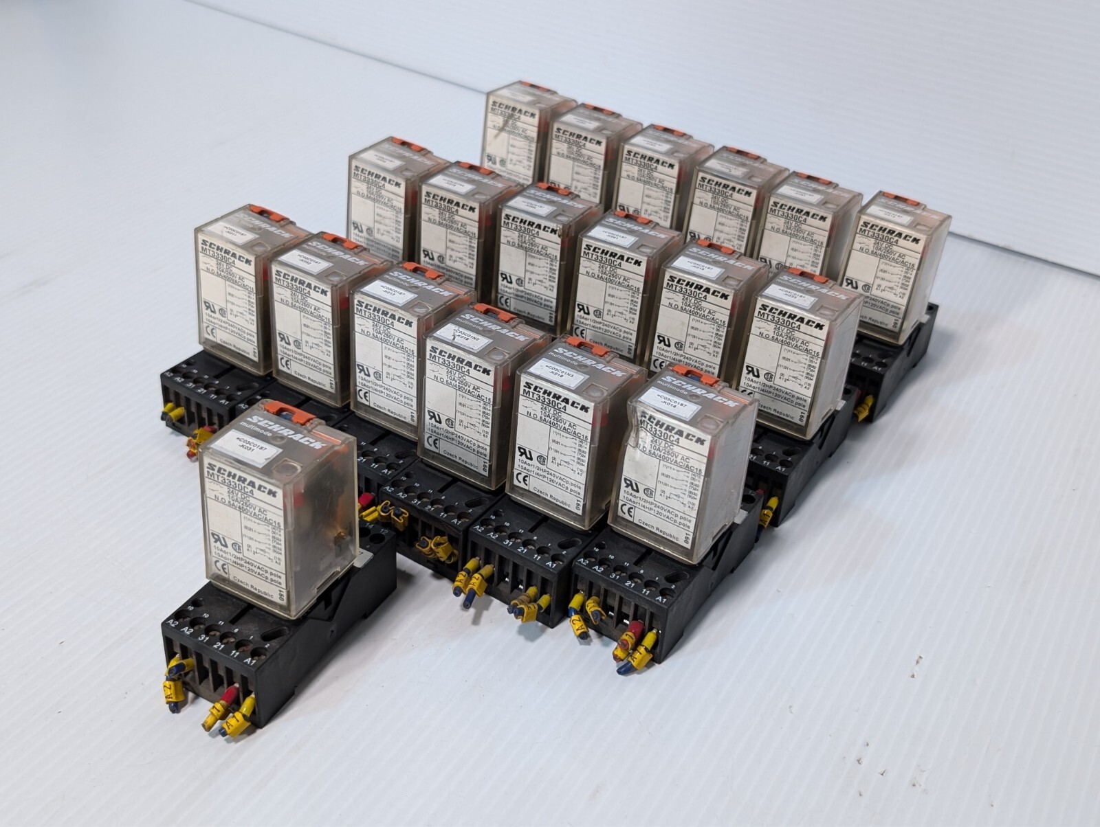 Schrack MT3330C4 relay, 24VDC with Schrack MT78740 relay base as shown