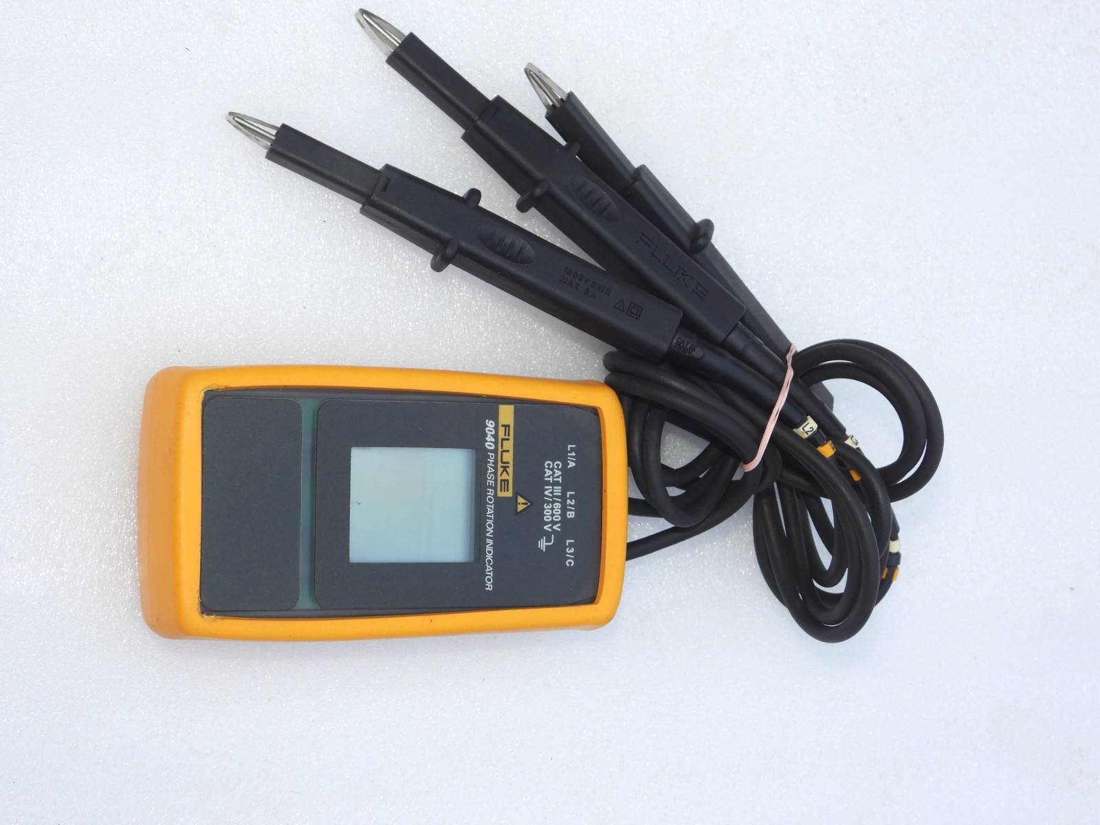 FLUKE 9040 PORTABLE 3-PHASE ROTATION INDICATOR TESTER CONTINUOUS OPERATION