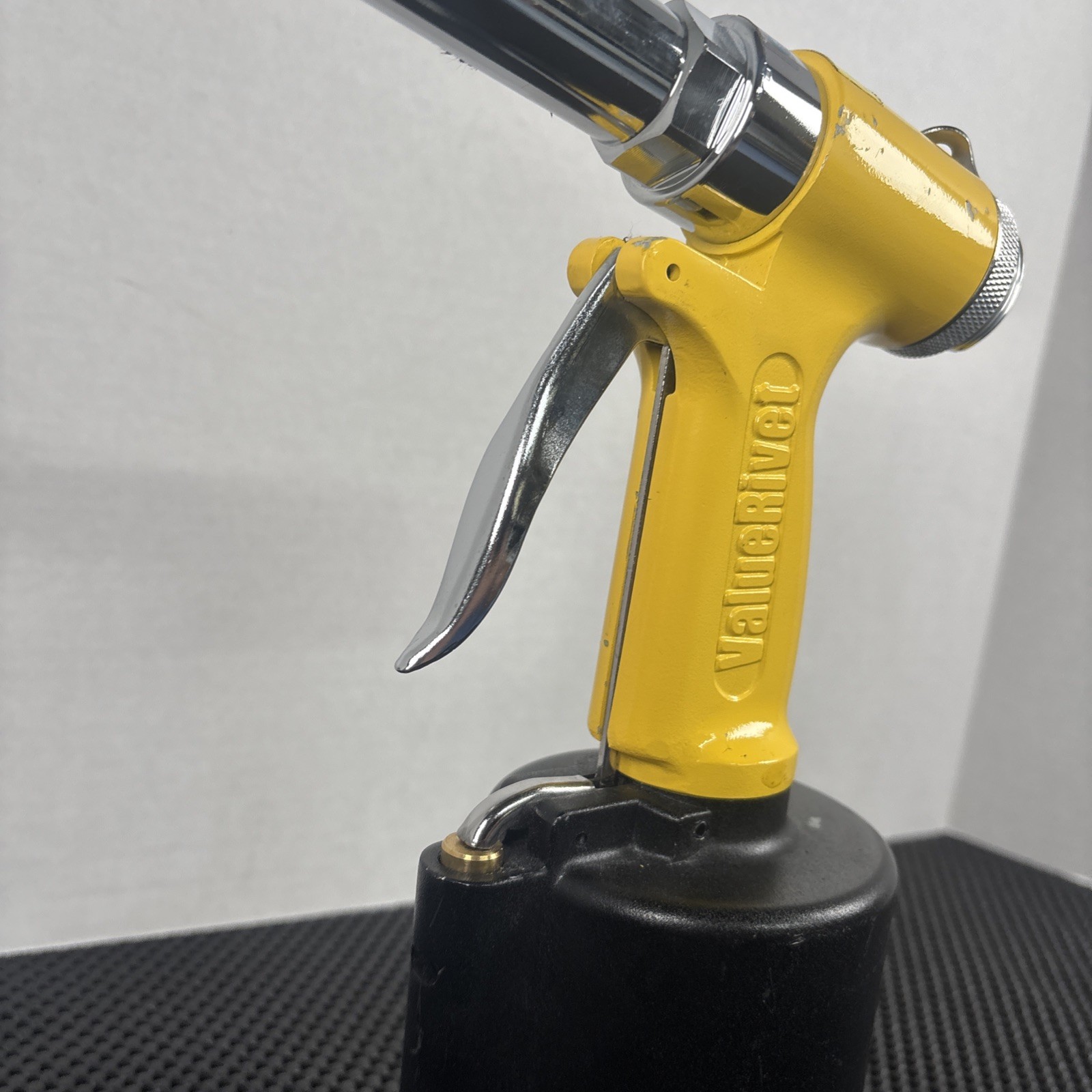 VALUERIVET V-4 (55462) PNEUMATIC AIR/HYDRAULIC POP RIVET GUN 3/32″-1/4″ DIAMETER