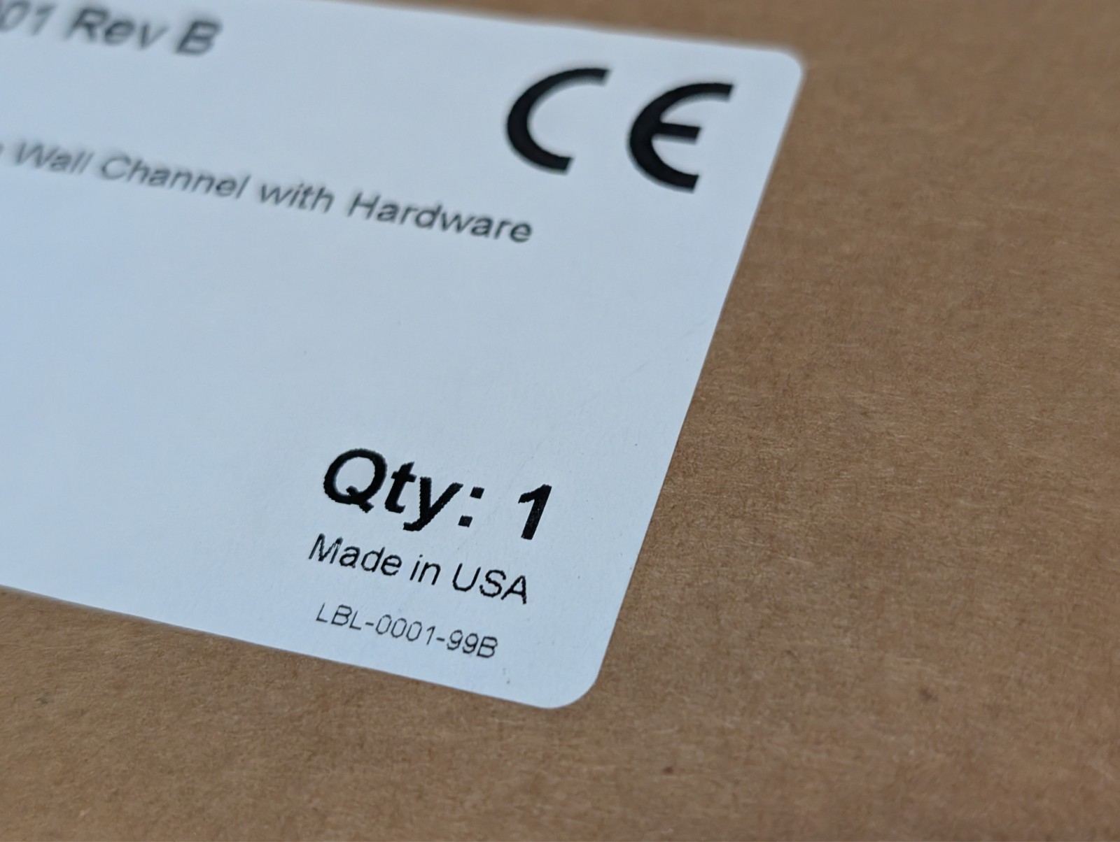 GCX WC-0002-05 seismic 19in wall channel with hardware 411959-001 Rev B as shown