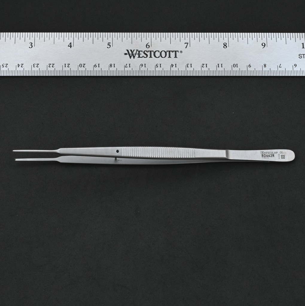 Aesculap BD662R Gerald Tissue Forceps Delicate 1×2 Teeth Straight 6 7/8 in