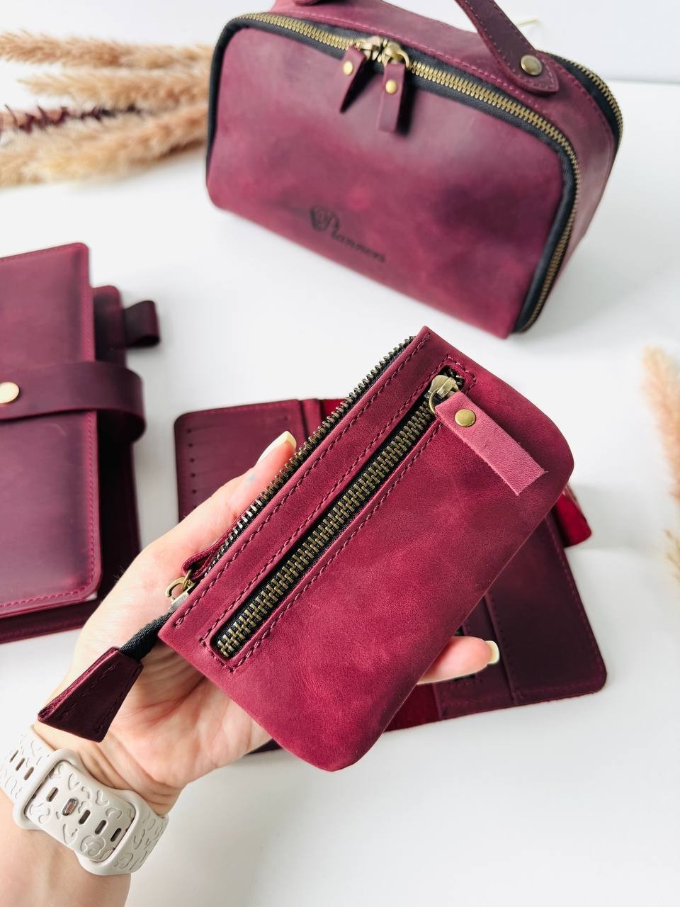 Luxury Leather Gift Set: Notebook, Wallet, Cosmetic Bag, Keychain – Personalized