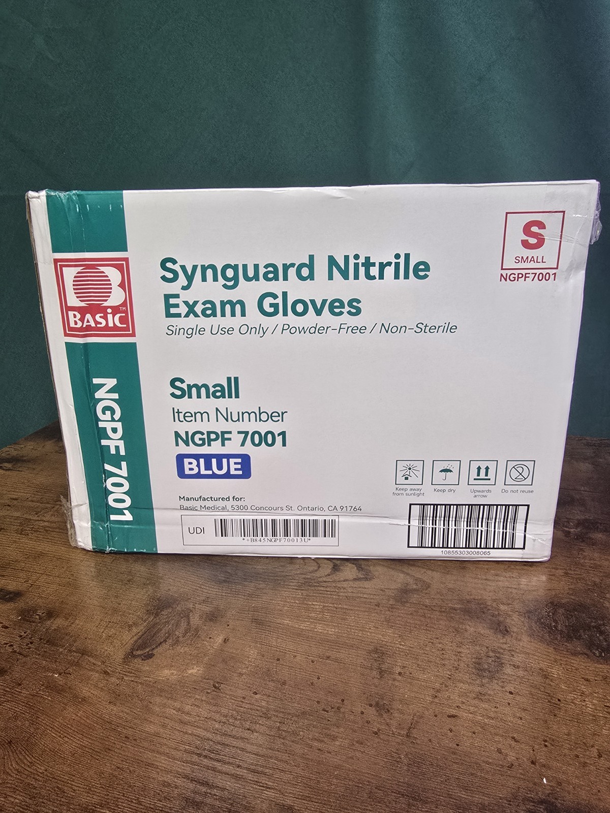 Size Small Synguard Nitrile Exam Gloves NGPF-7001 Case of 10 Boxes 1000-Piece