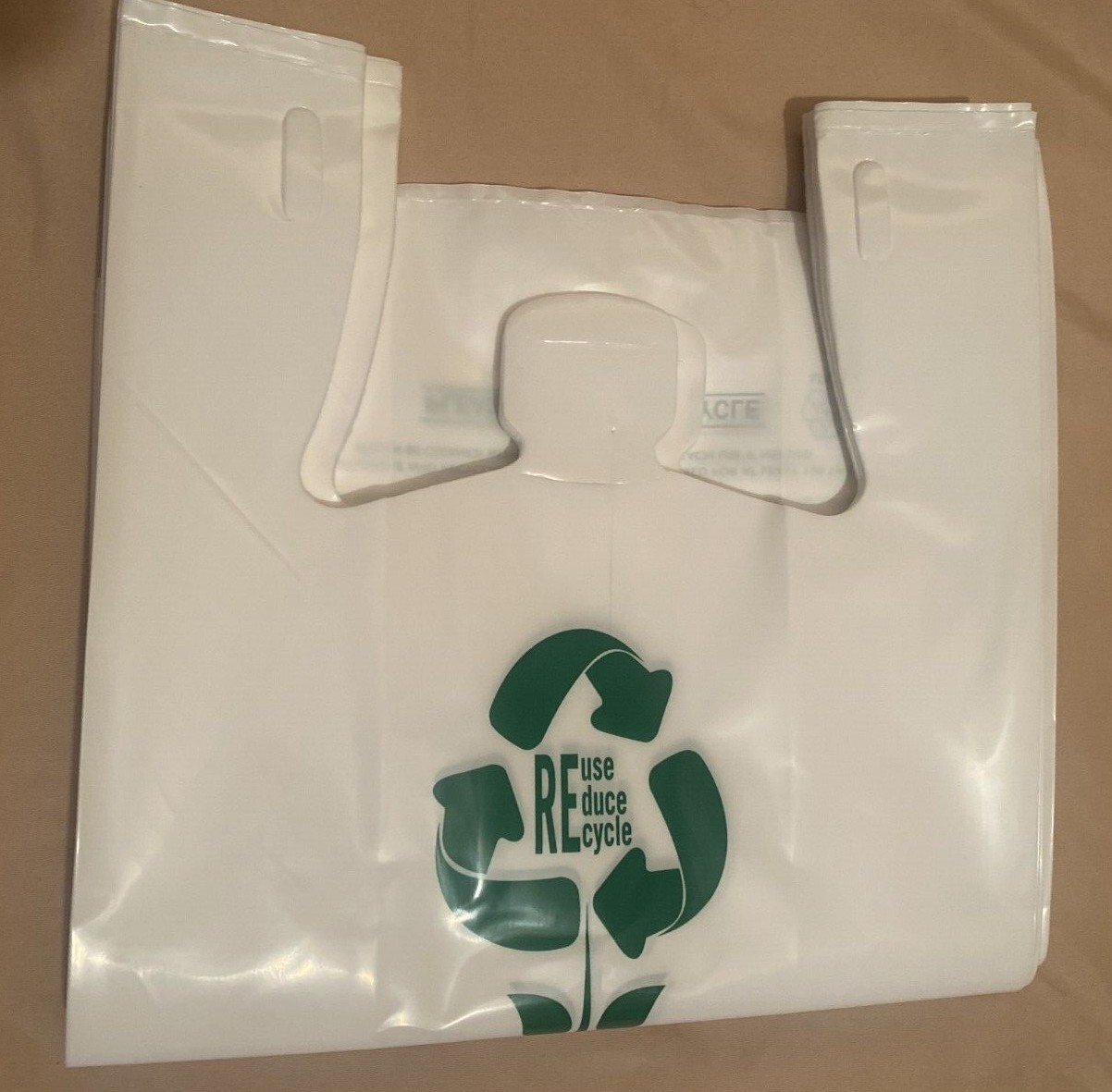 Extra Heavy Duty 1/6 21 x 6.5 x 11.5 4.0 mil T-Shirt Plastic Grocery Bags
