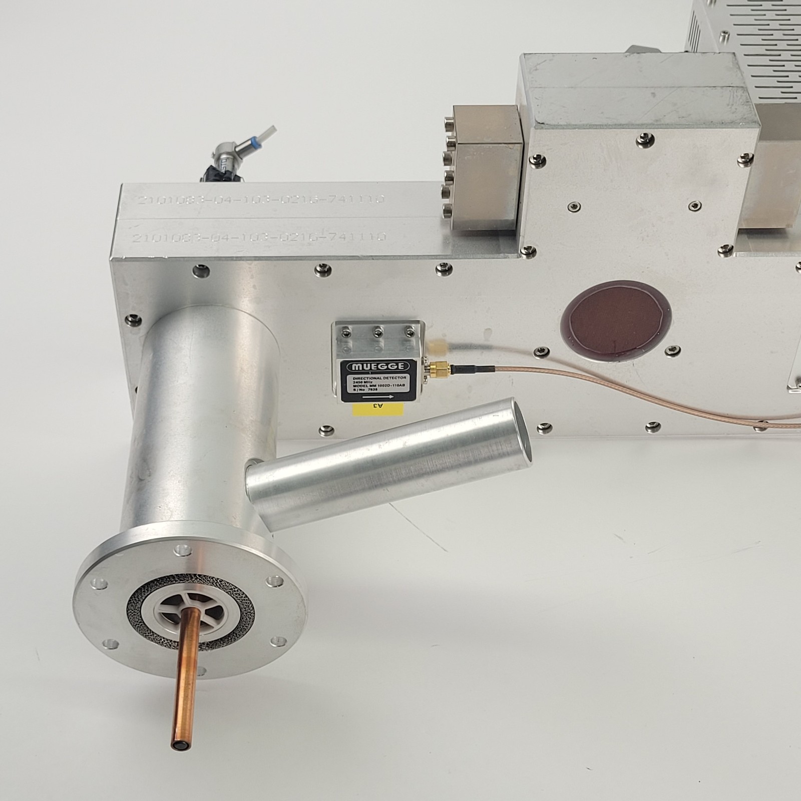 Muegge MH3000S-220CV Magnetron Head, 5100V, 900mA, 2,45GHz, 3000W – PARTS ONLY
