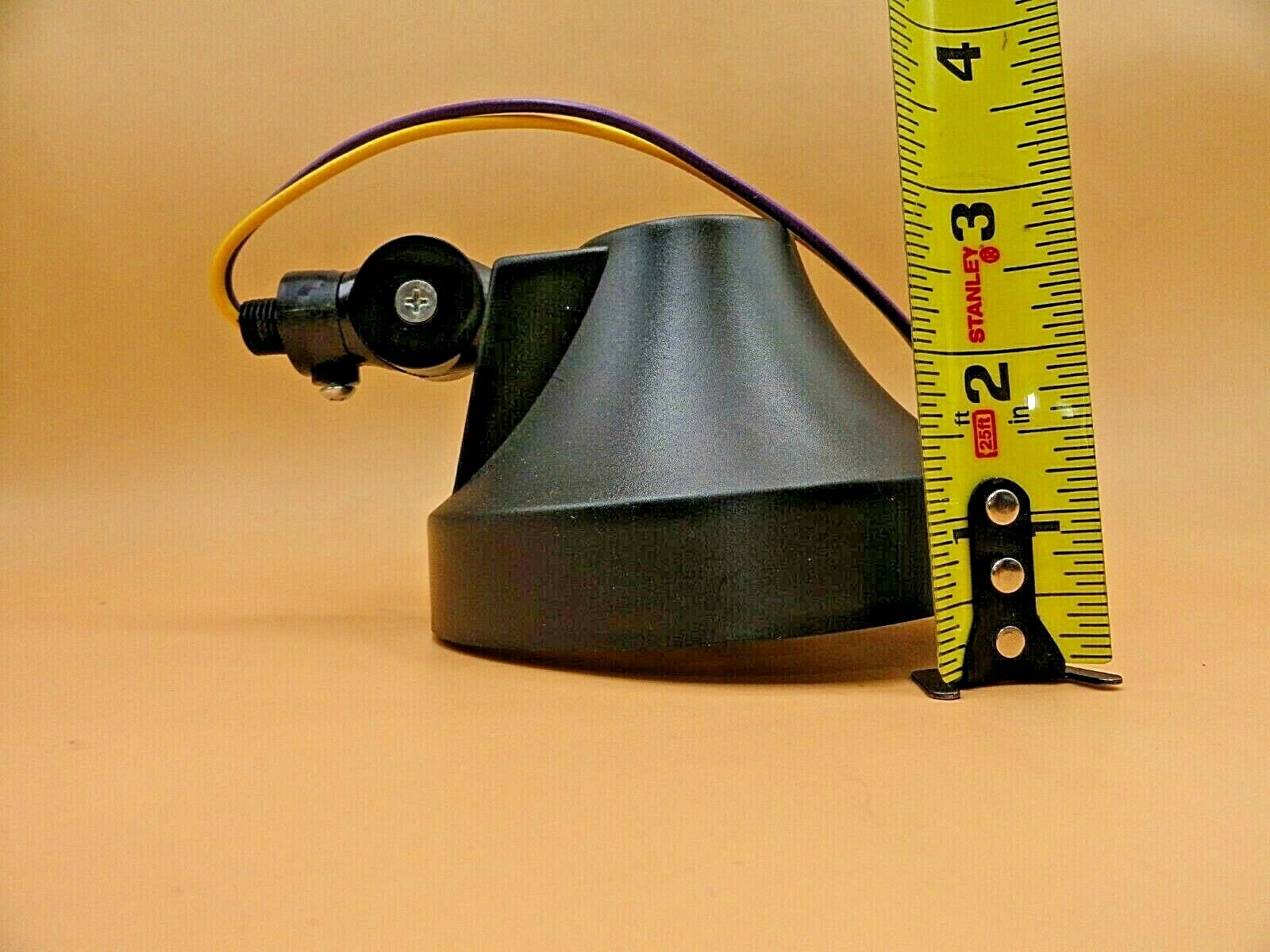 Indoor Emergency Replacement Light Standard Head Lamps 6 Volt 4 Watt (Lot of 2)
