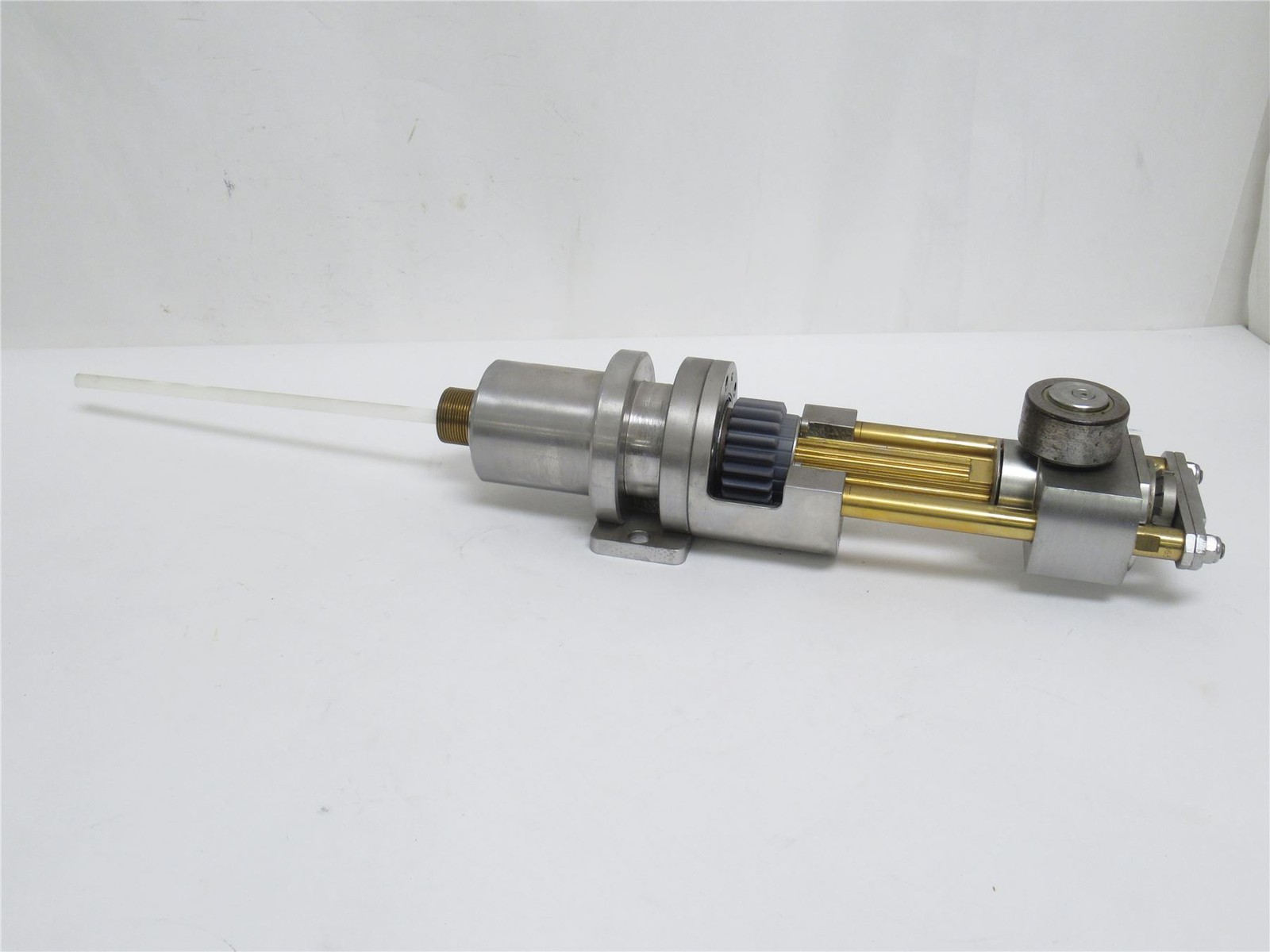 234241 Old-Stock; Alcoa 561.10079.033 Capper Spindle For Series 7000