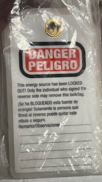 (60) Master Lock Safety Series Danger DO NOT OPERATE Tags Zip Ties Included *