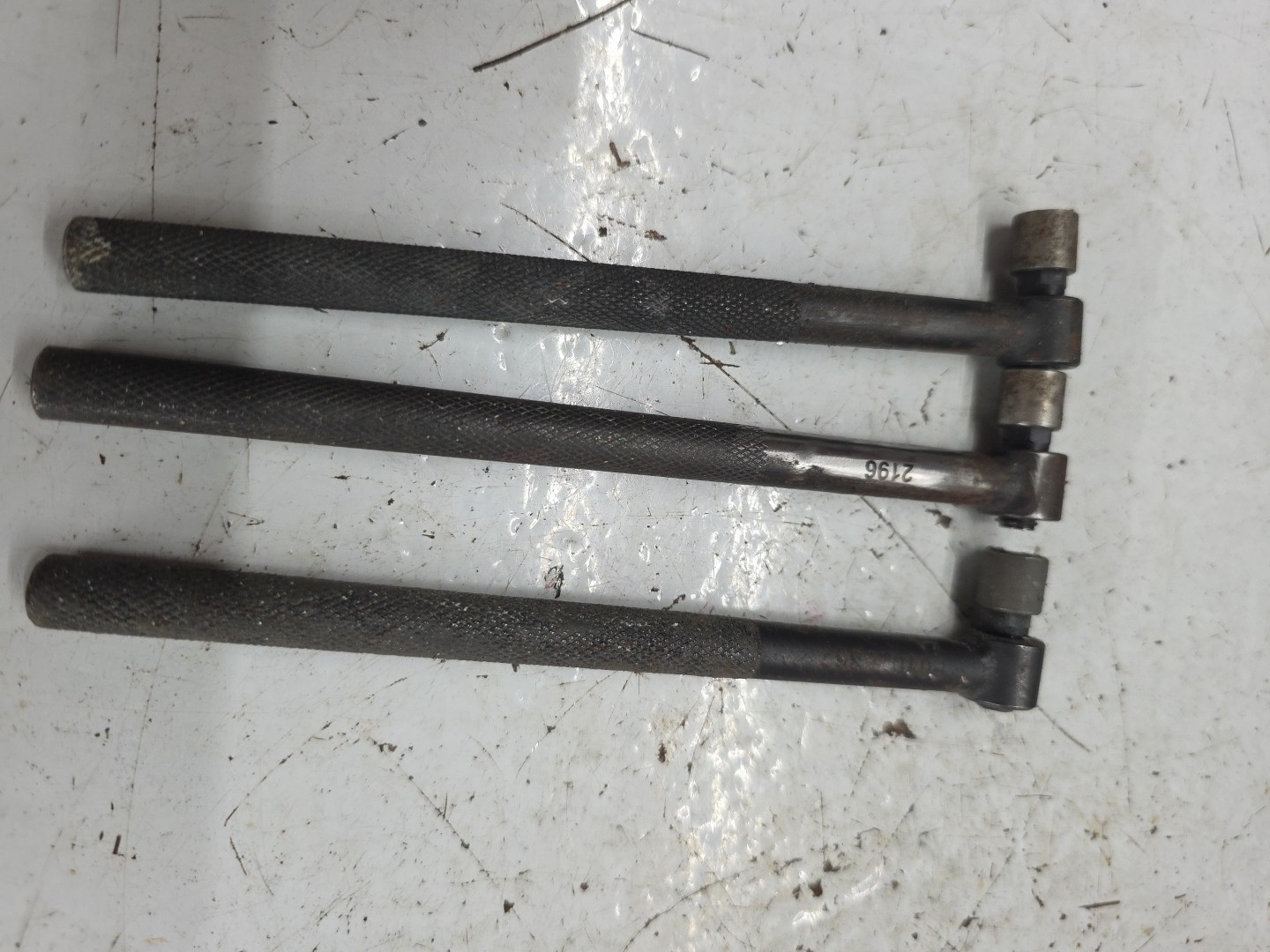 Aircraft Tools Alcoa Fastening Systems Tool 8 only one you get