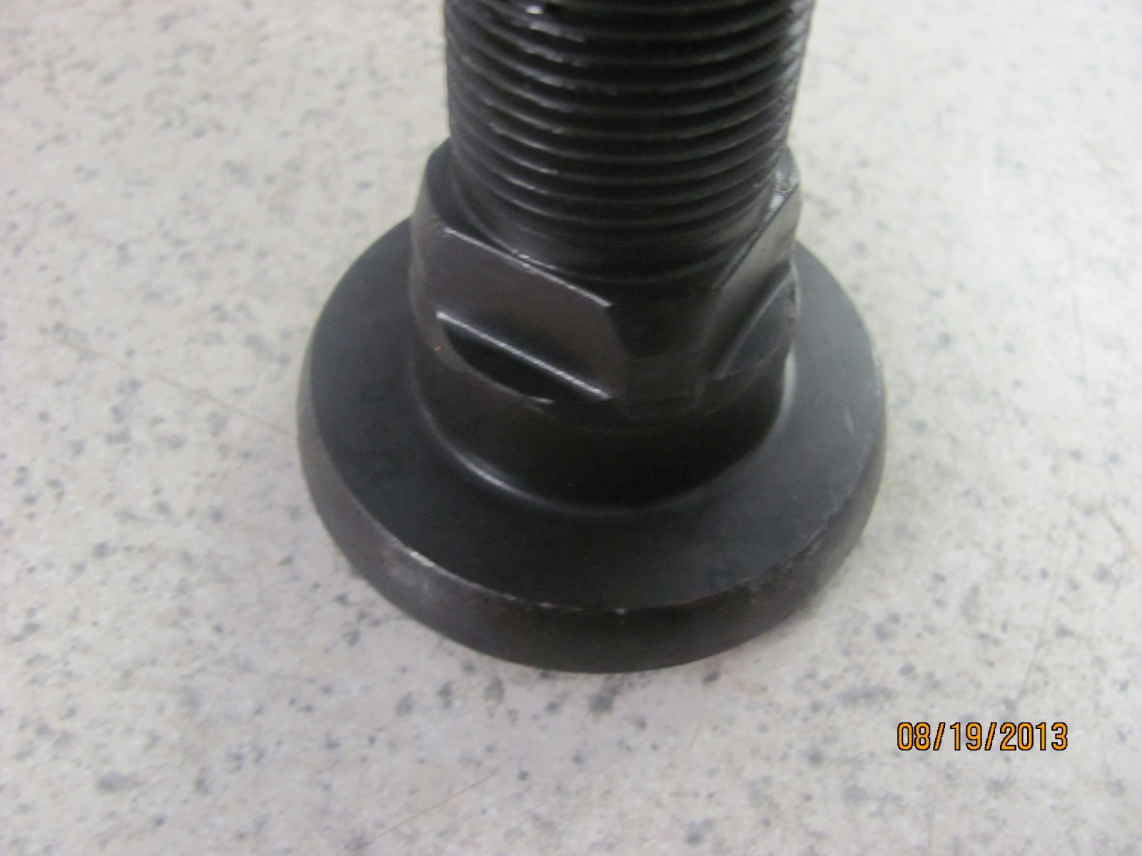 BLADE BOLT KIT- HOWSE OR HI-CO HL418N- FITS SQUARE SHOULDER NEW STYLE