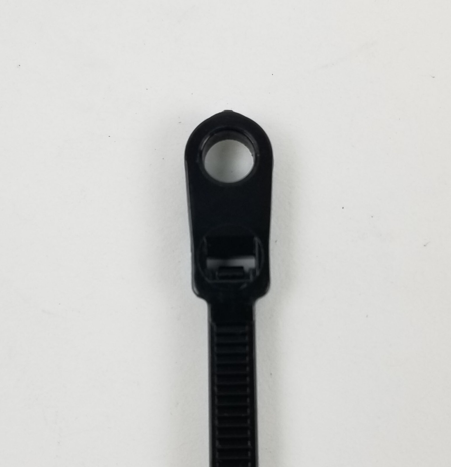 1000 Panduit PLC2S-S10-M30 Clamp Cable Ties Pan-Ty 7.9″ 50LB Black Nylon NEW