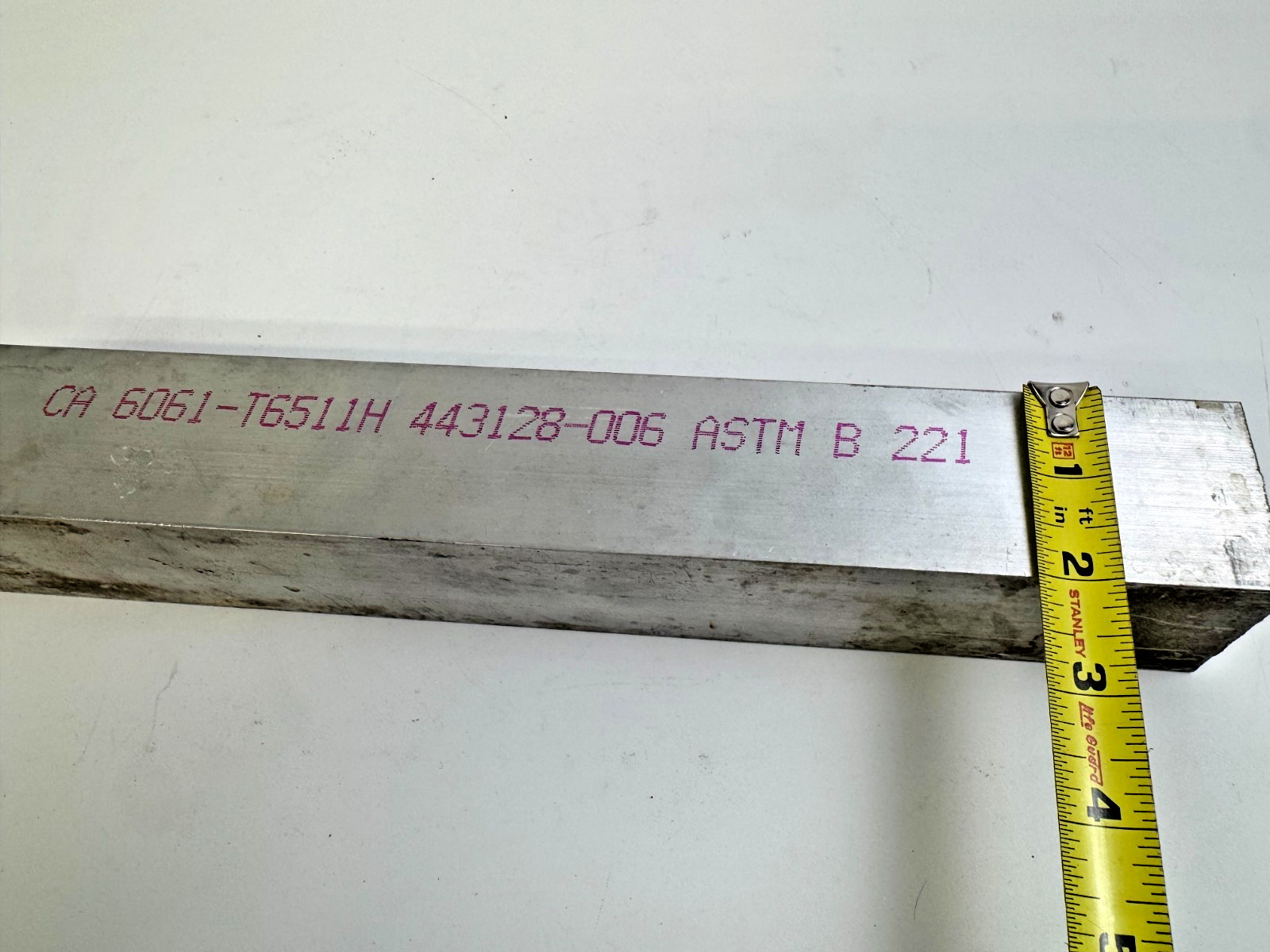 Aluminum Bar Stock 6061-T6511 ASTM B 221 – Approx 14″ x 2″ x 2″