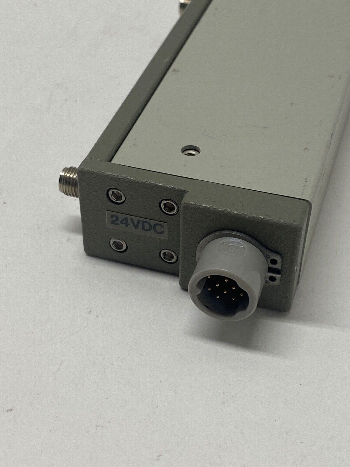 Agilent 8495H Programmable Step Attenuator, 18 GHz, 0-70 dB