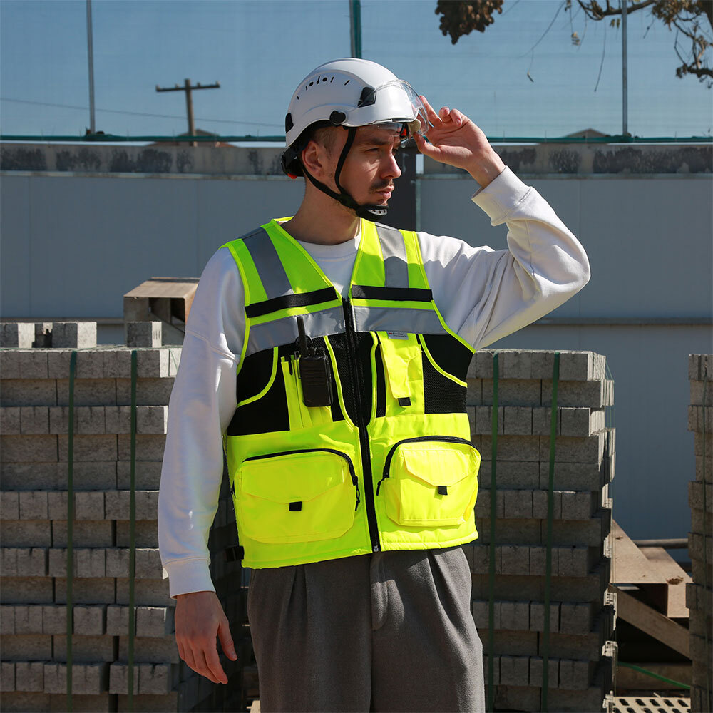 3M High-Visibility Reflective Safety Vest, Multi-Pocket, Unisex Durable M to 7X