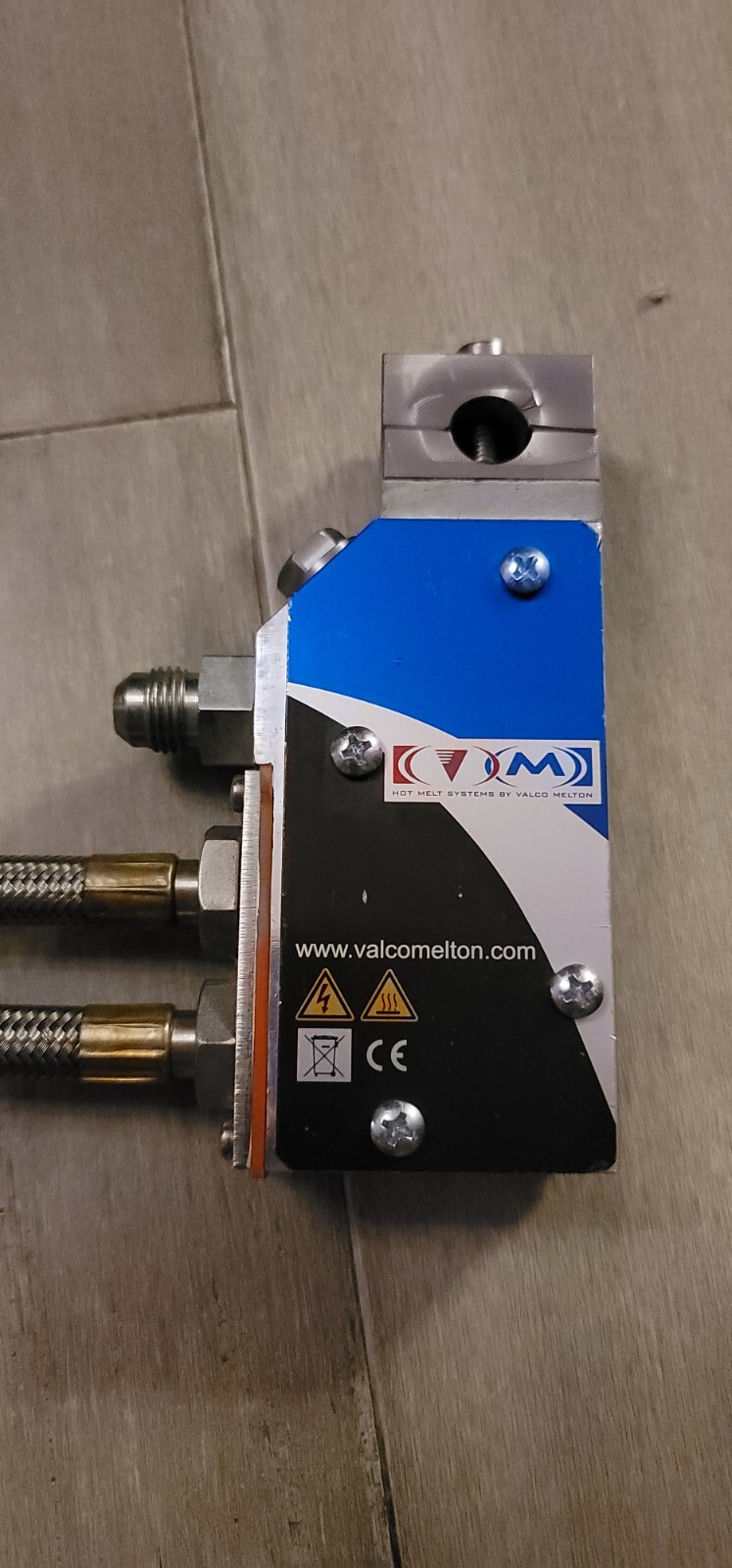 Hot melt adhesive applicator nozzle module VALCO MELTON 766xx 766XX914