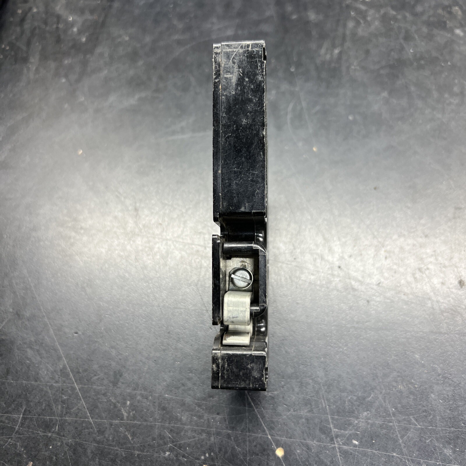 ZINSCO Q130 Single Pole 30 AMP Type T Circuit Breaker 120 240 VAC