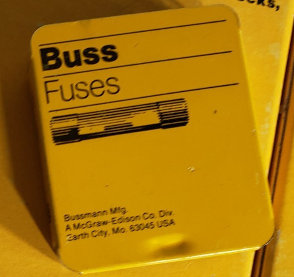 LOT OF 3 100 COUNT BOXS OF BUSS FUSE AGA 1- 1/2 (300 FUSES TOTALS).