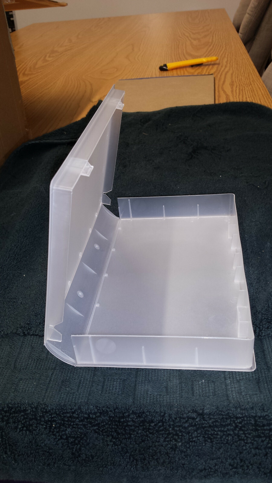 25 NEW HIGH QUALITY STANDARD VHS CASES,FULL SLEEVE, NO HUB CLEAR PSV14 FREE SHIP