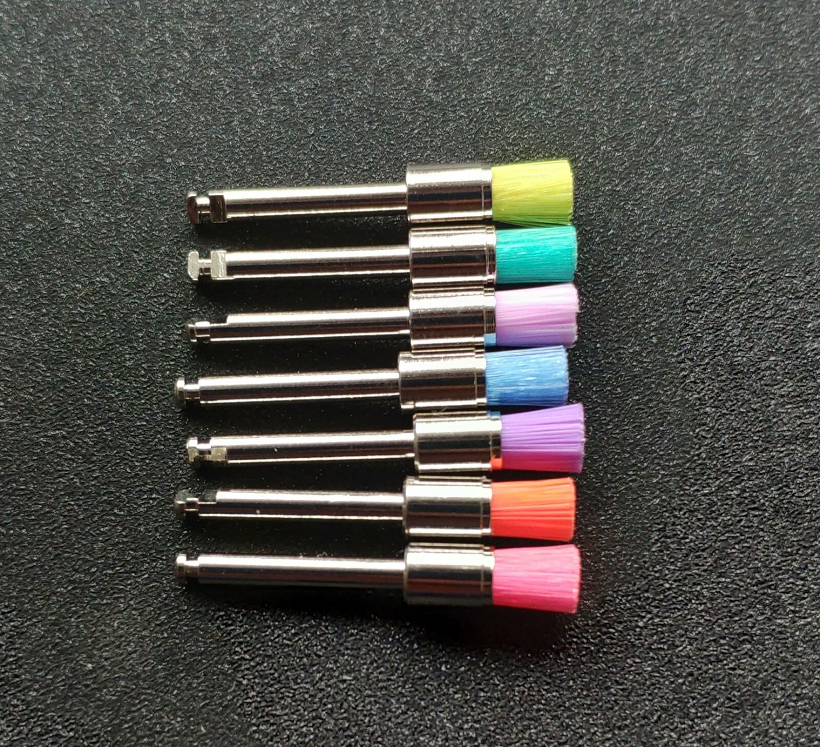 100 Pcs Dental White Nylon Polishing Flat Latch Polisher Prophy Brush Disposable